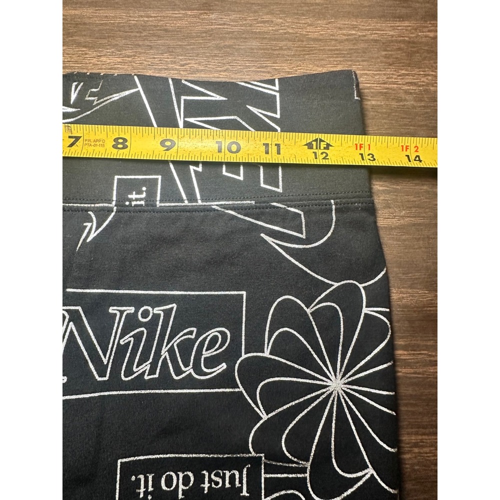 Nike Womens Sportswear Graphic Leggings Black White Logo Print High Rise Medium - Picture 8 of 10